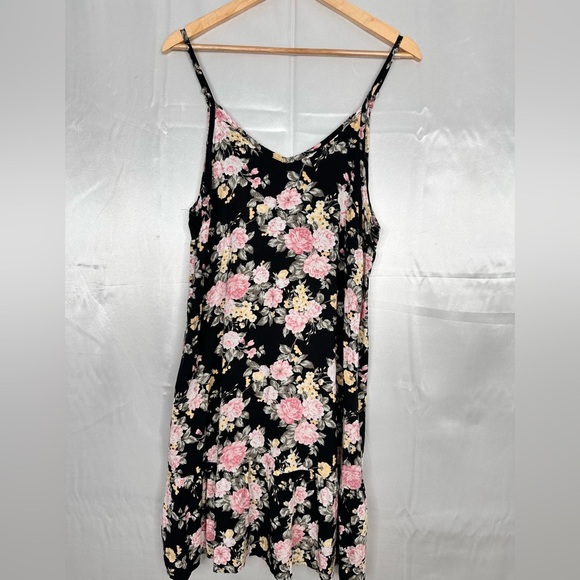 Wallflower Floral Black and Pink Slip Dress Size L - Picture 1 of 9